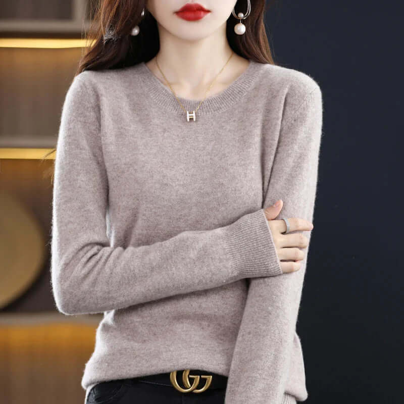 Schlichter Strickpullover