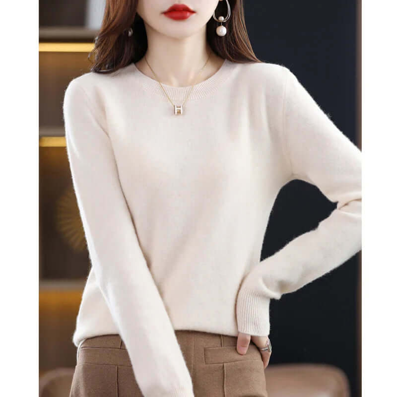 Schlichter Strickpullover