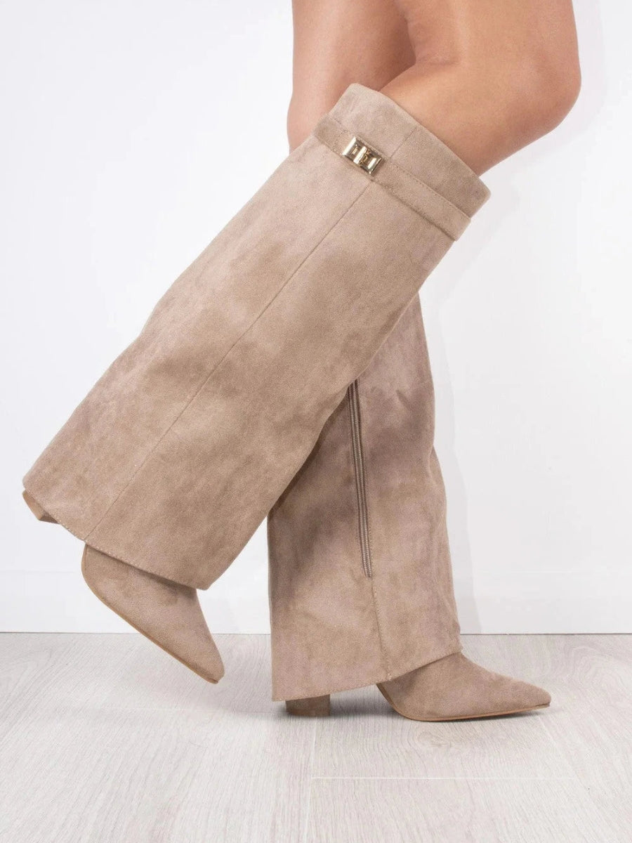 Schwarze kniehohe Damenstiefel mit goldenen Details