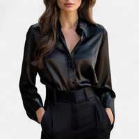 Schwarze Satinbluse für Damen mit langen Ärmeln – zeitlose Eleganz, moderne Raffinesse