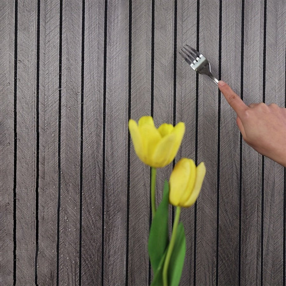 Selbstklebende Wandpaneele in 3D-Holzoptik als Rolle aus PVC für die Wohnraumdekoration