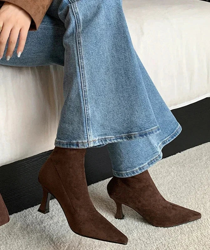 Spitze Damenstiefeletten mit Absatz