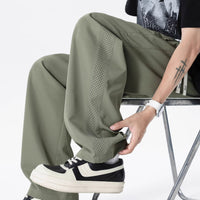Sportliche und atmungsaktive Herrenhose im Relaxed Fit