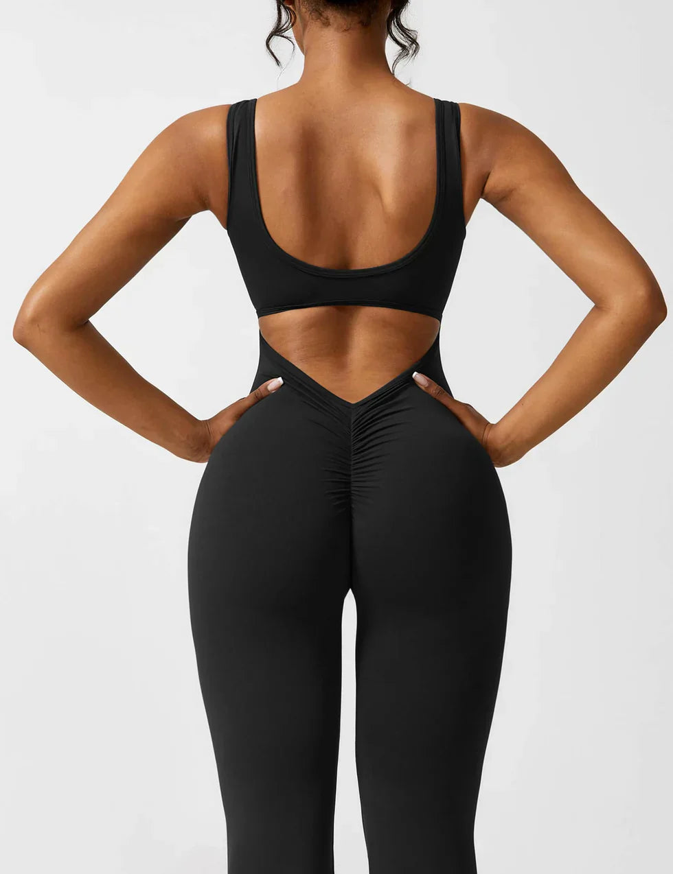 Sportlicher Jumpsuit mit freiem Rücken für Damen