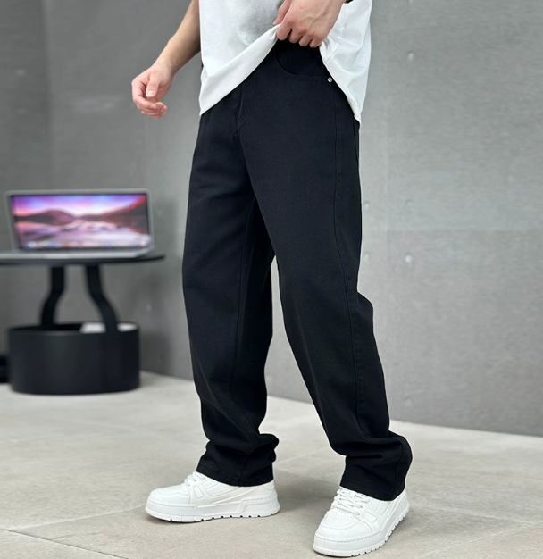 Stilvolle Herrenjeans mit geradem Bein