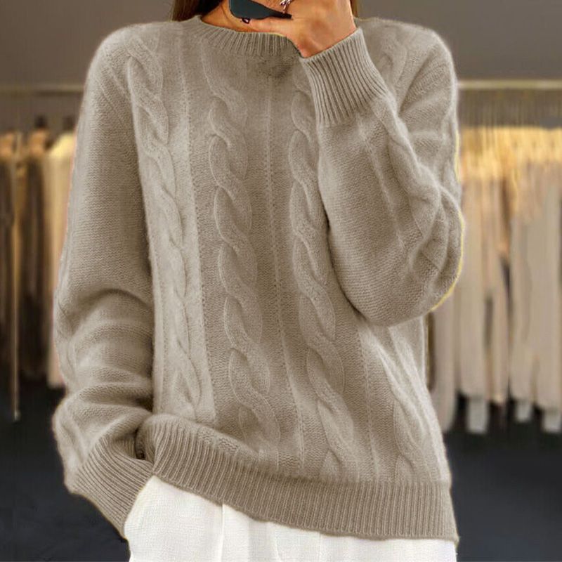 Strickpullover mit Zopfmuster - Sanfte Wärme & Schick - Winter