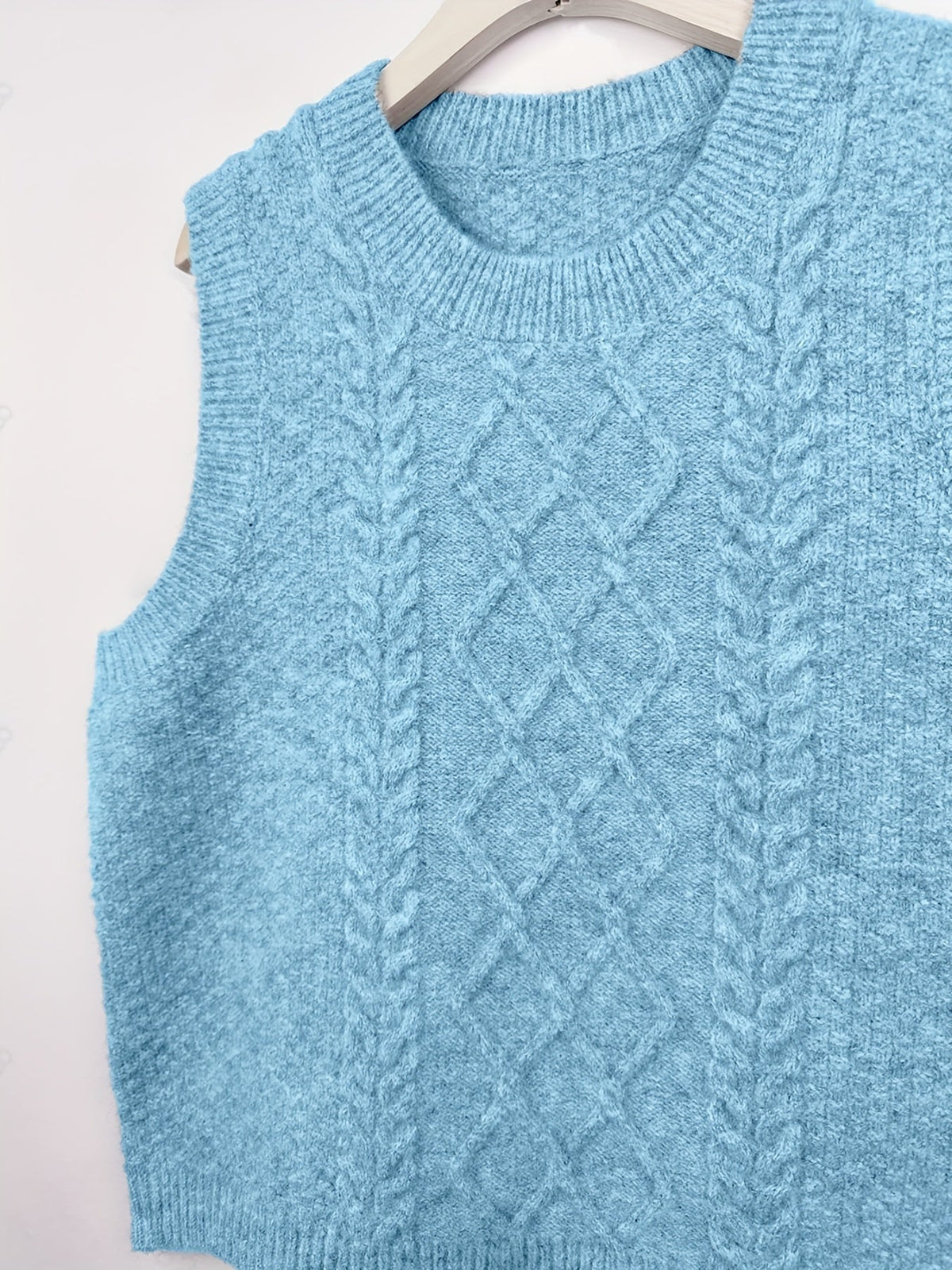 Strickpullunder mit Zopfmuster
