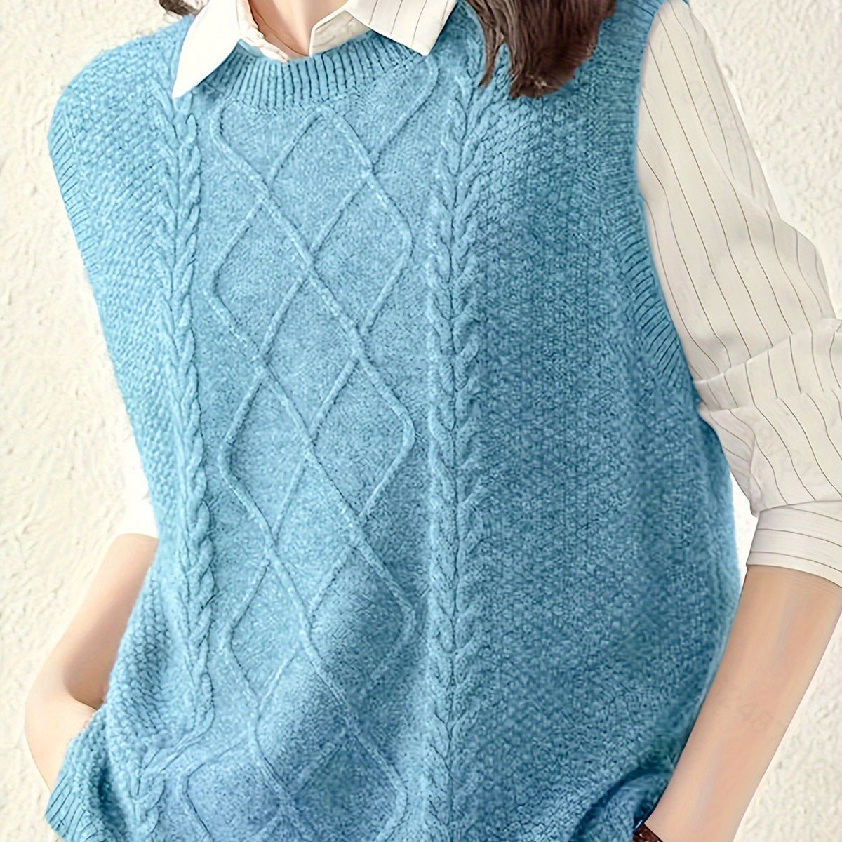 Strickpullunder mit Zopfmuster