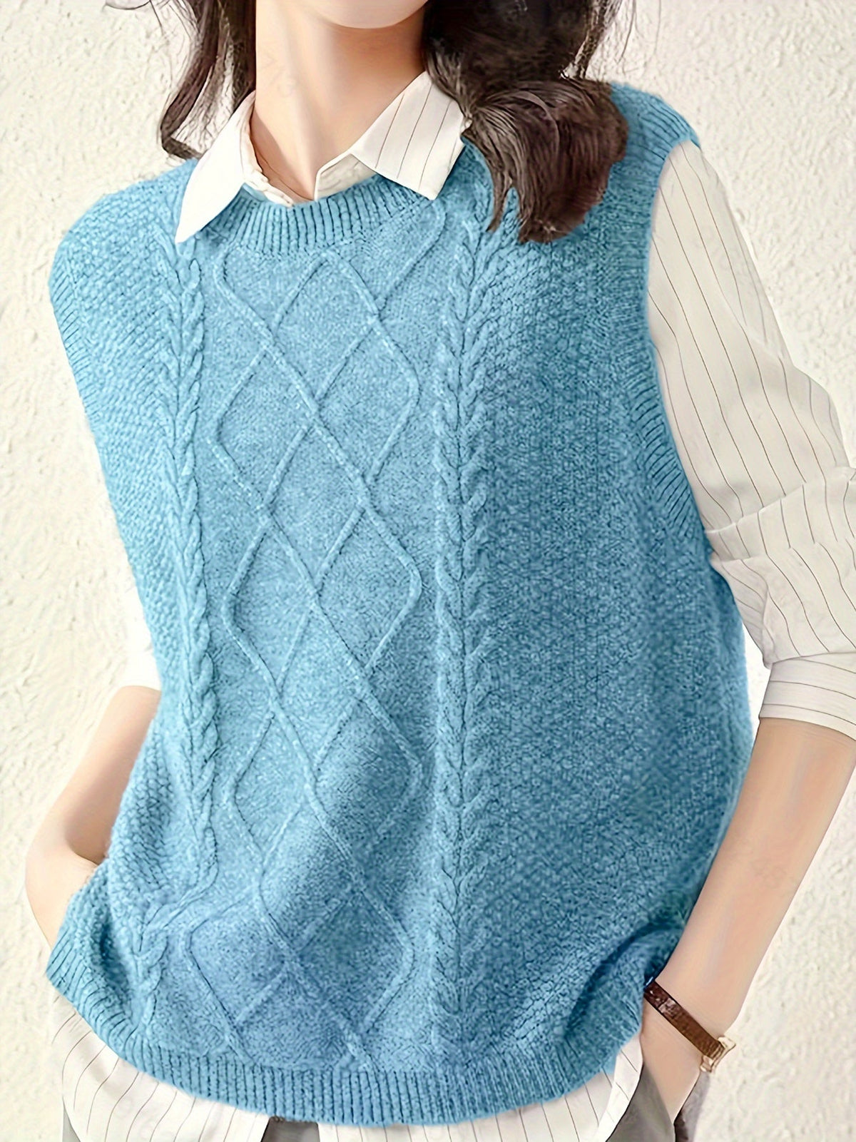Strickpullunder mit Zopfmuster