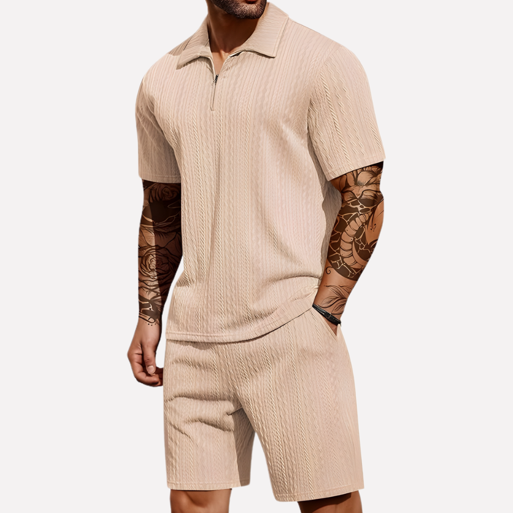 Strukturiertes Set aus Poloshirt mit Reißverschluss und Shorts