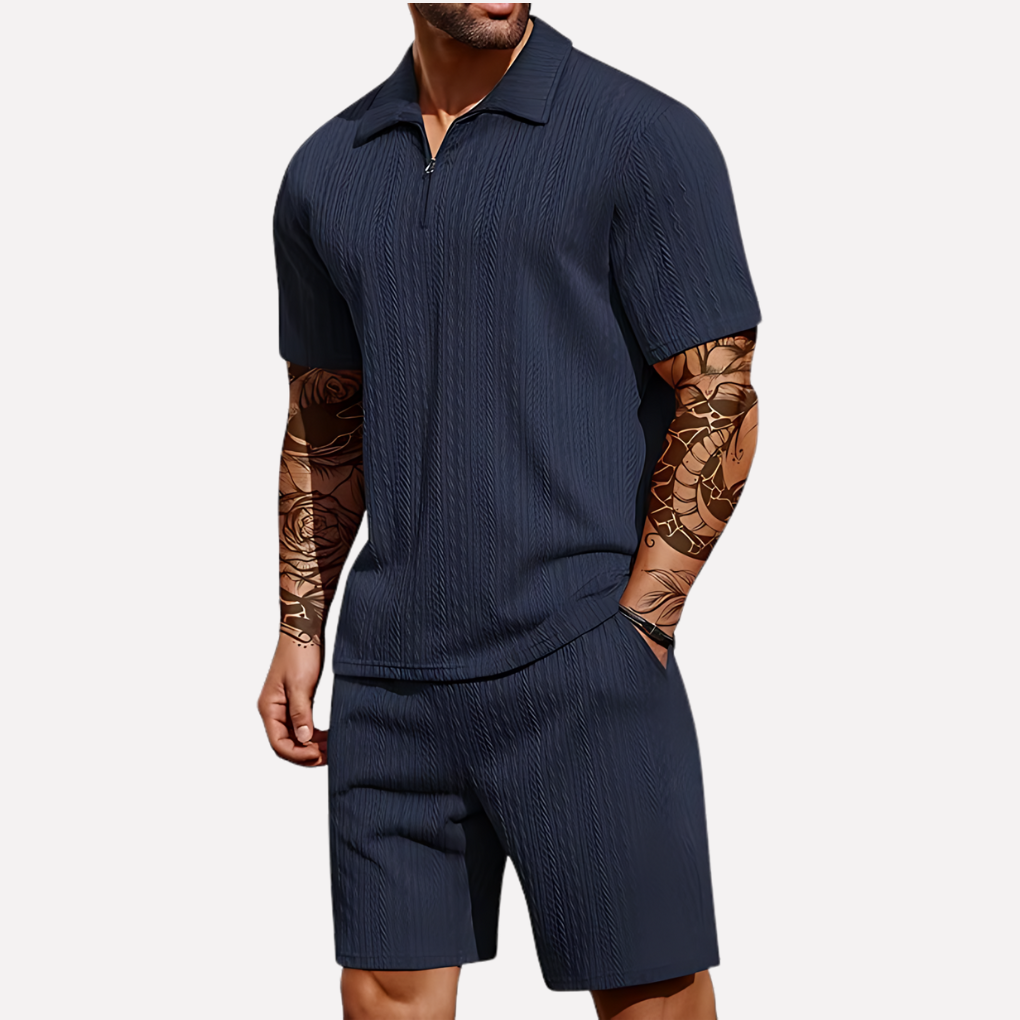Strukturiertes Set aus Poloshirt mit Reißverschluss und Shorts