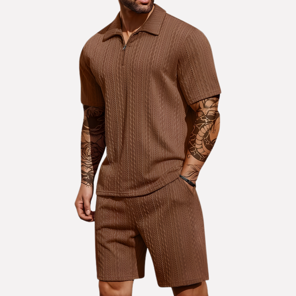 Strukturiertes Set aus Poloshirt mit Reißverschluss und Shorts