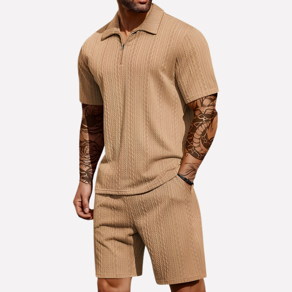 Strukturiertes Set aus Poloshirt mit Reißverschluss und Shorts