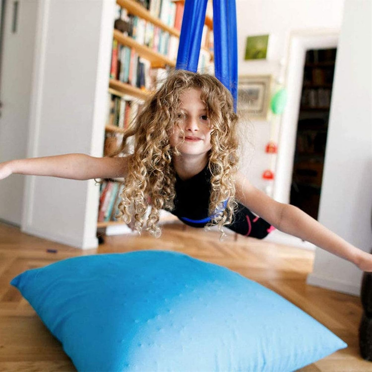 Therapieschaukel – Sensorikschaukel für Kinder und besondere Bedürfnisse aus elastischem Stoff