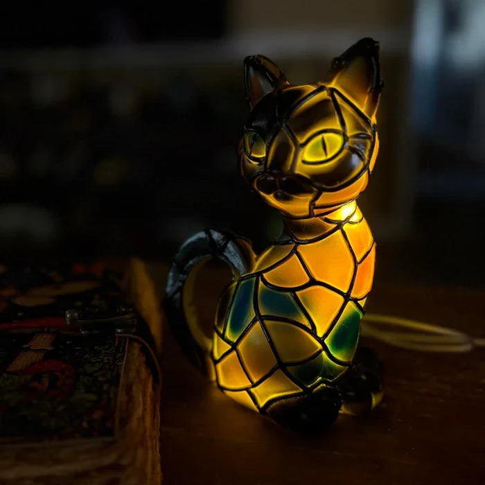 Tischlampe aus Buntglas in Katzenform mit LED-Beleuchtung