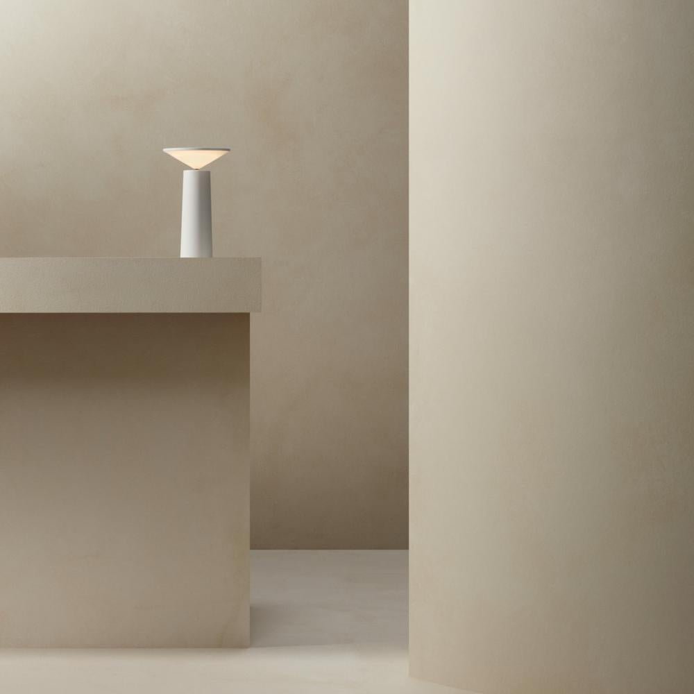 Tischleuchte Aurora Libra | Moderne, dimmbare Designer-Beleuchtung