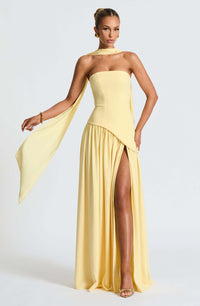 Trägerloses Damen-Maxikleid mit hohem Schlitz