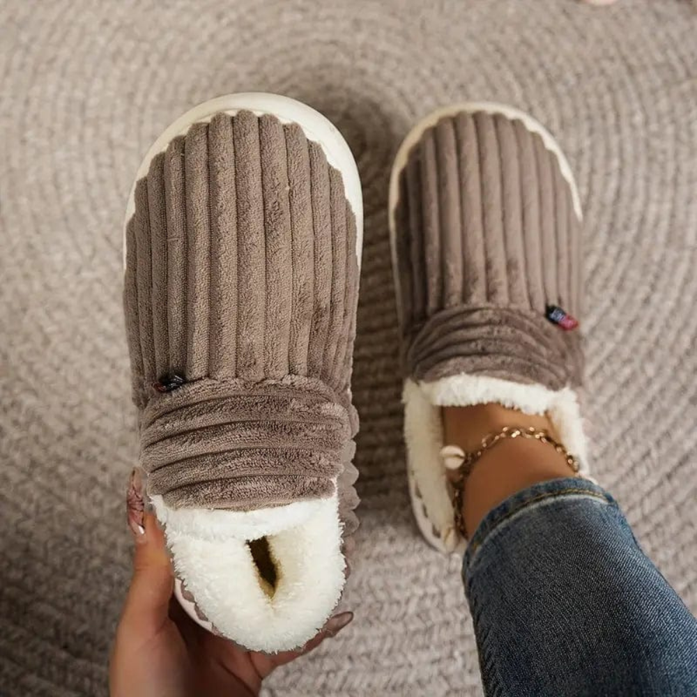 Unisex-Hausschuhe aus weichem Plüsch mit rutschfestem und ergonomischem Design