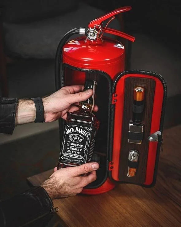 Versteckte Minibar im Feuerlöscher – Stilvoll, unauffällig und einzigartig