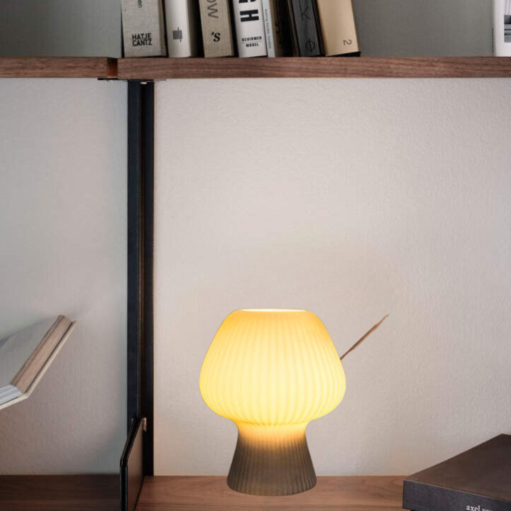 Vintage-Tischlampe fürs Schlafzimmer | Pilzlampe aus geriffeltem Glas