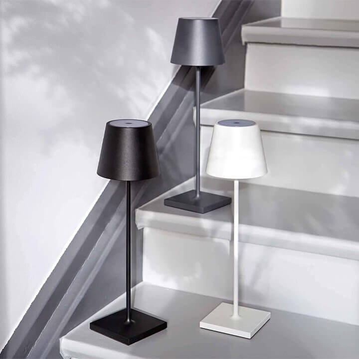 Wasserdichte LED-Tischleuchte kompatibel mit Alexa – minimalistisches Design & Sprachsteuerung