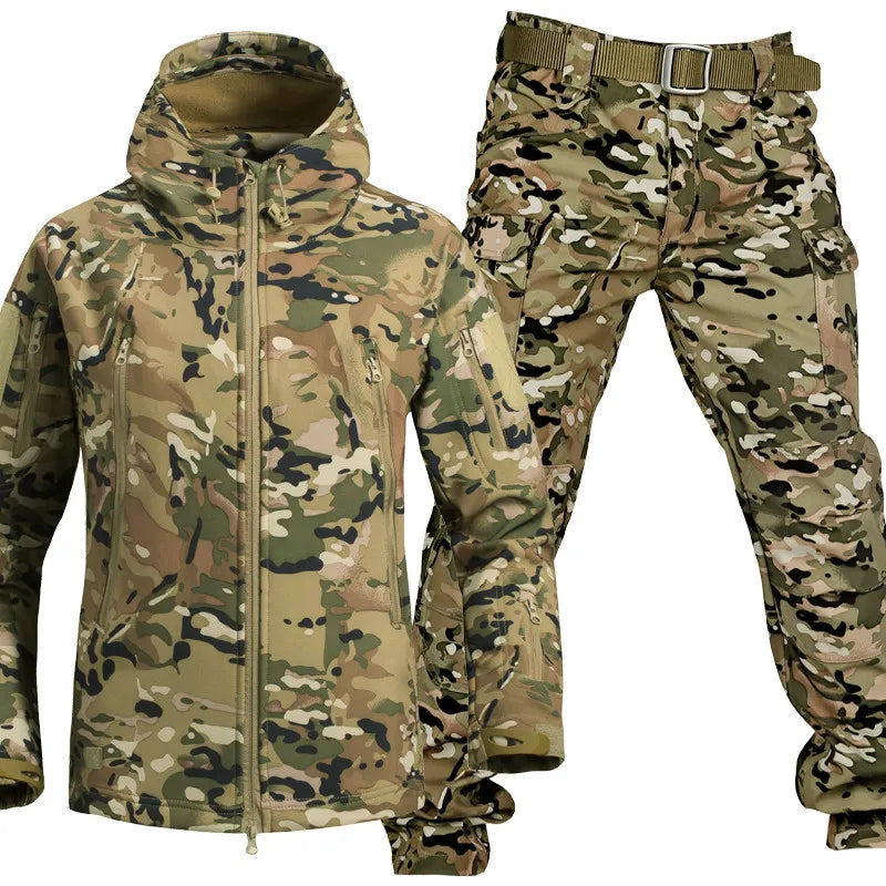 Wasserdichtes und winddichtes Outdoor-Set mit Fleece-Futter und sechs Taschen