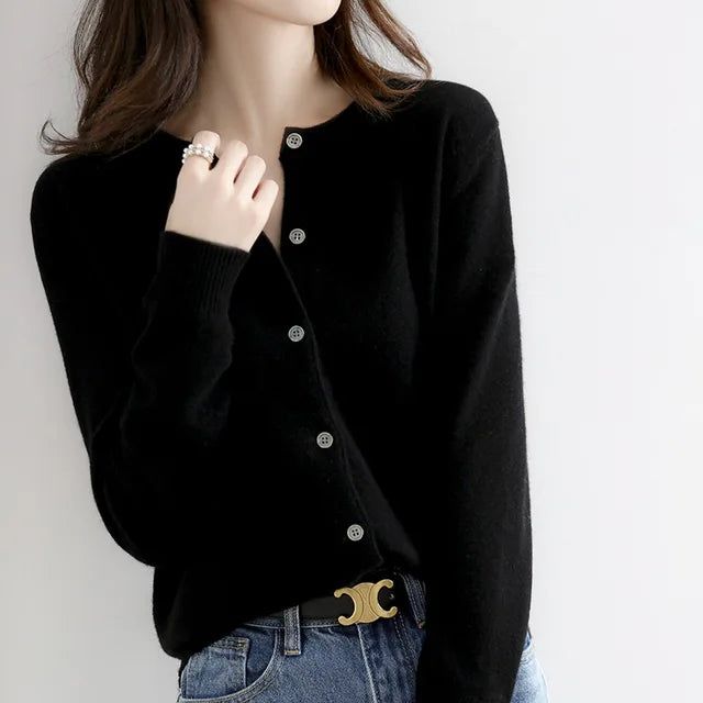 Weicher Kaschmir-Cardigan mit Knopfleiste