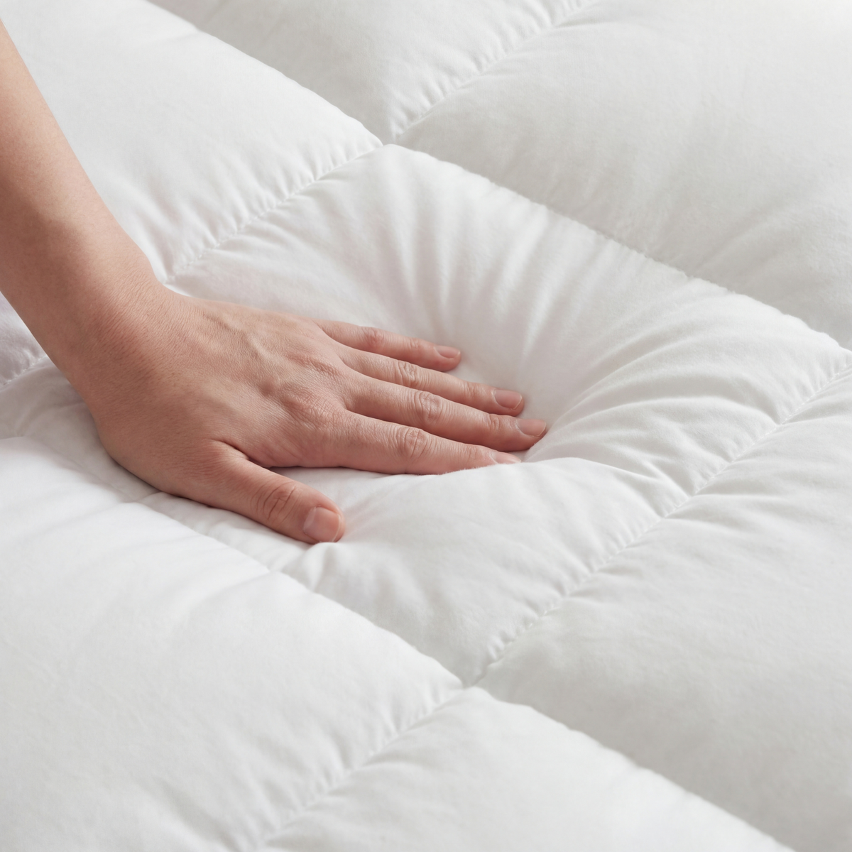Weicher Matratzen-Topper mit 1000 g/m² – atmungsaktive, kühlende Komfortschicht
