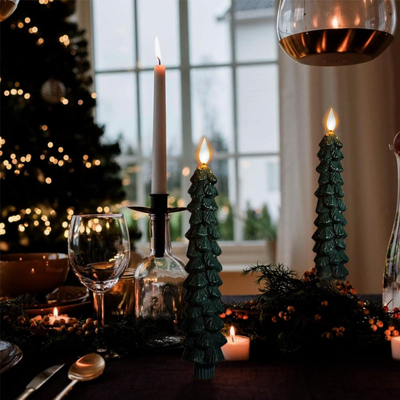 Weihnachtliche LED-Kerzen in Tannenbaumform