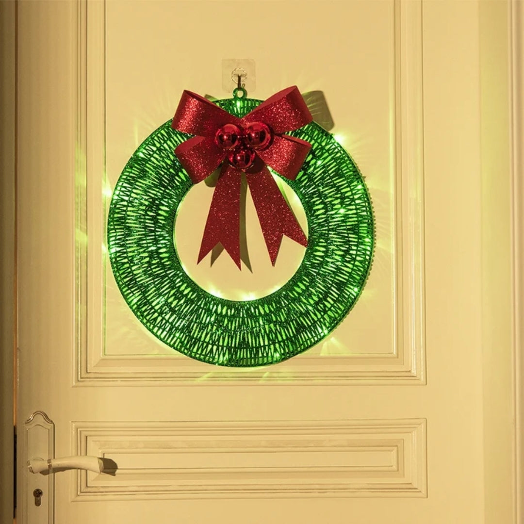 Weihnachtskranz – Elegante Dekoration in Gold und Grün mit LED-Beleuchtung