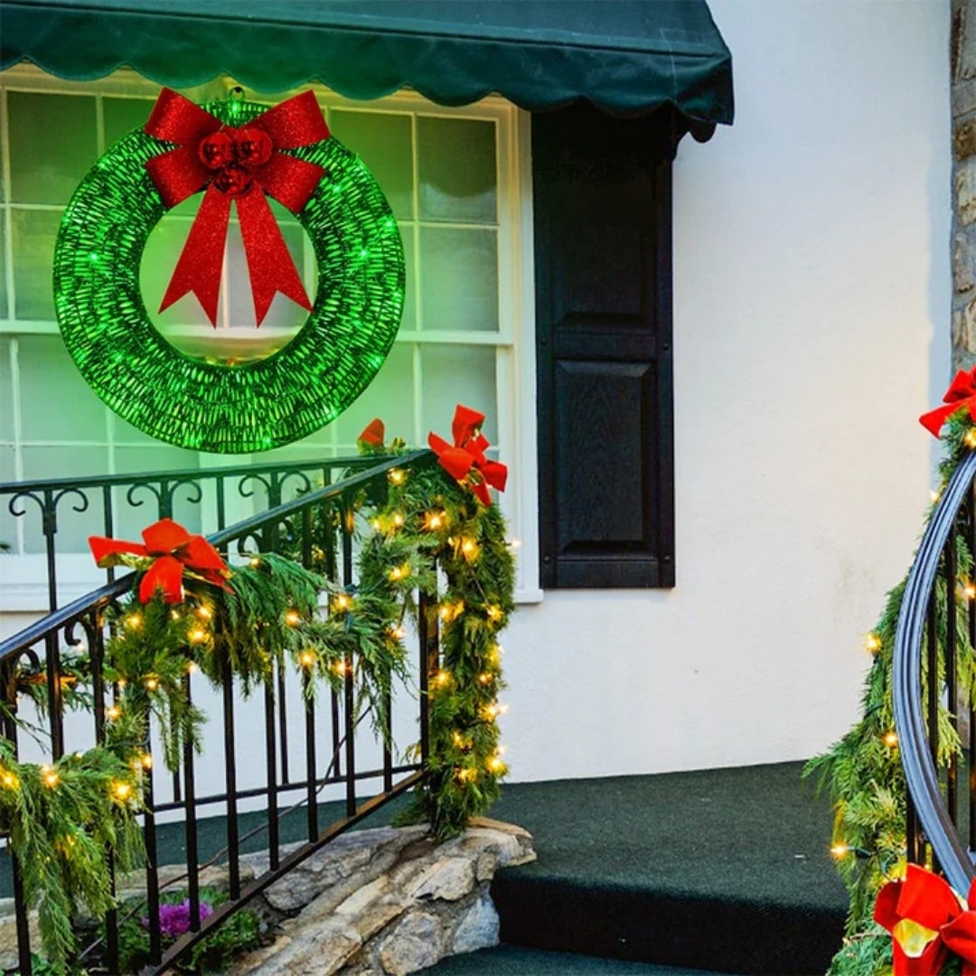 Weihnachtskranz – Elegante Dekoration in Gold und Grün mit LED-Beleuchtung