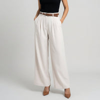 Weit geschnittene Hose mit hohem Bund