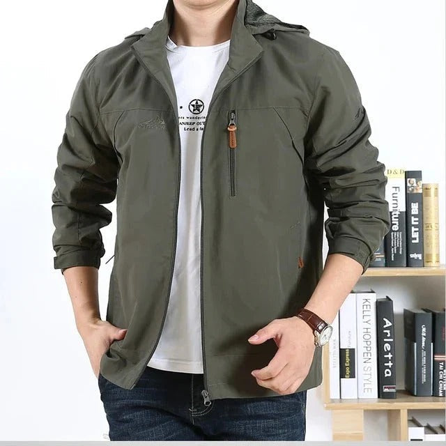 Wind- und wasserdichte Herrenjacke im Military-Stil