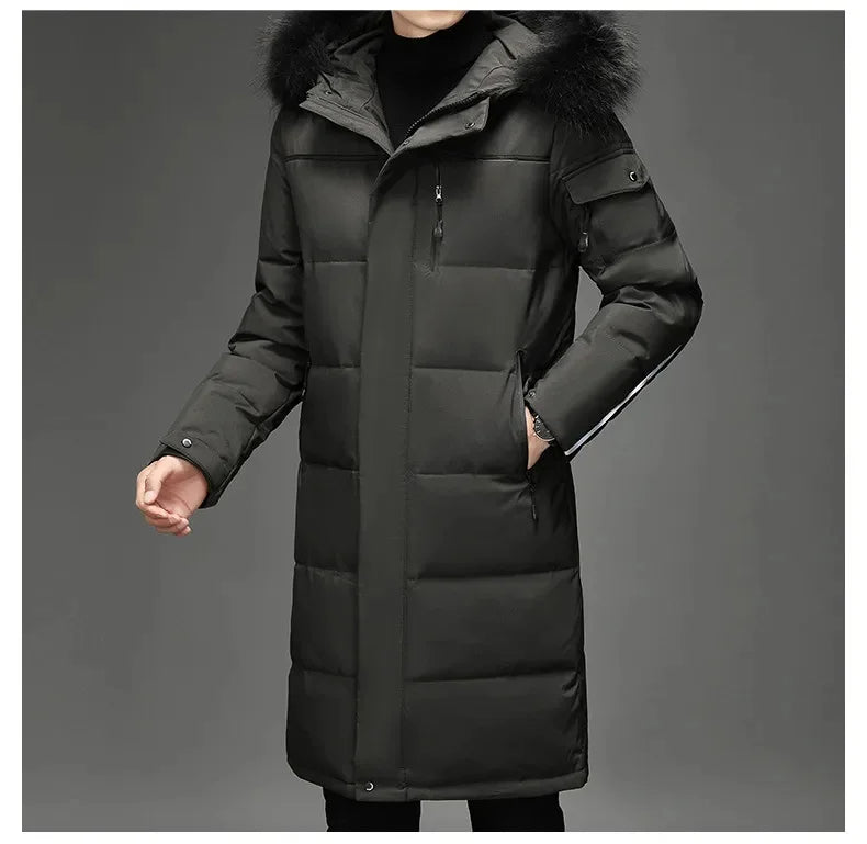 Winterfester Parka mit Kapuze