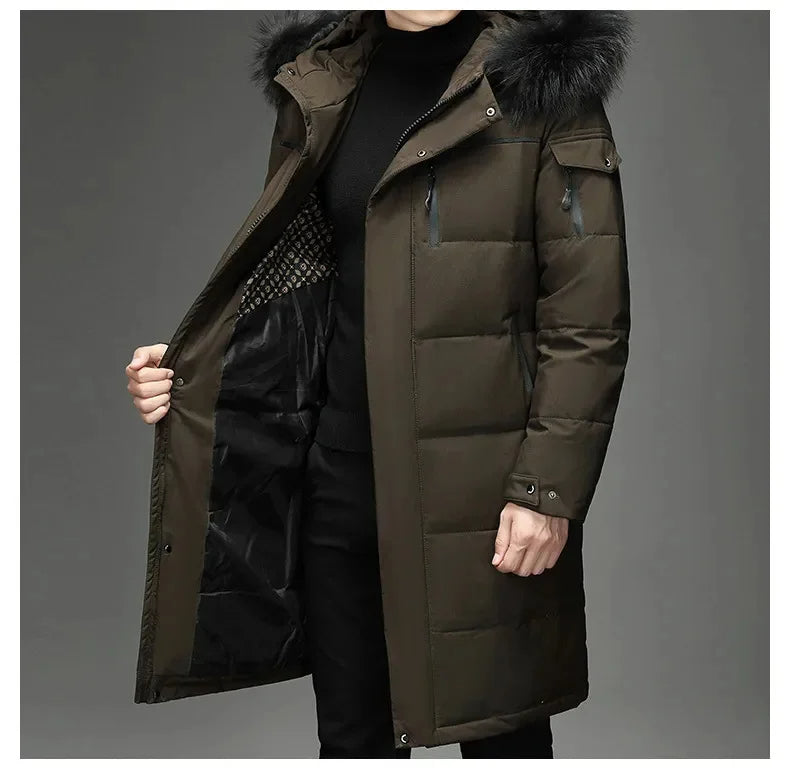 Winterfester Parka mit Kapuze